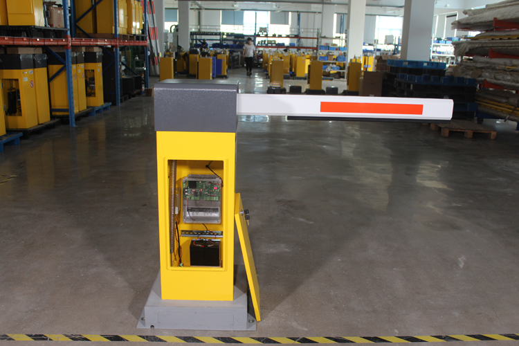 道閘外置電池供電